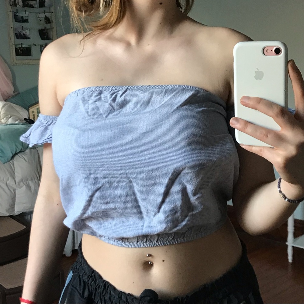 Brandy Melville Off the Shoulder Crop Top